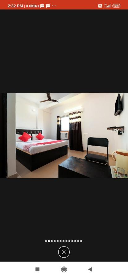 Hotel Pragya International Варанаси Экстерьер фото
