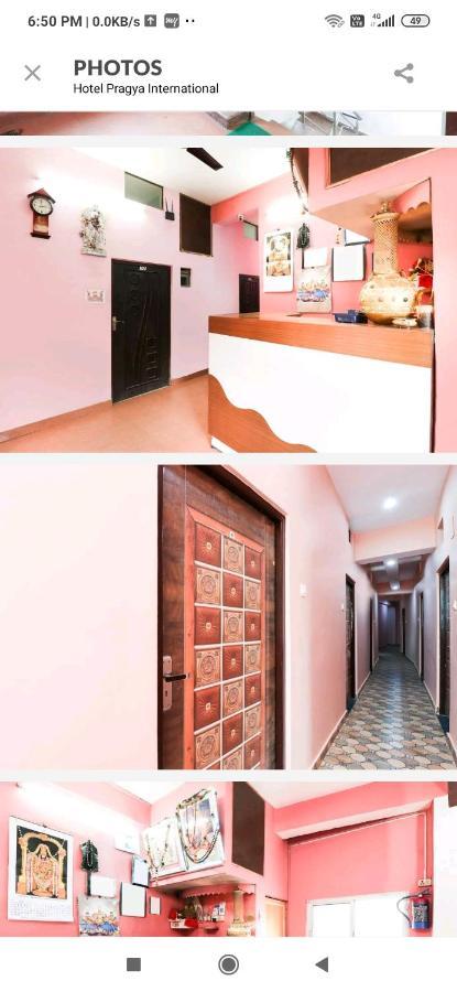 Hotel Pragya International Варанаси Экстерьер фото